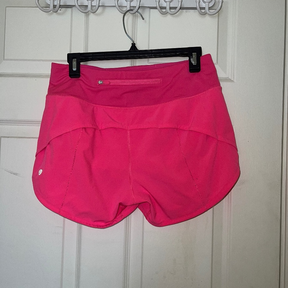 lululemon highlight pink speed ups size 6, 4" inseam, mid-rise